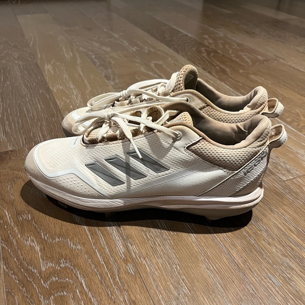 Adidas Men’s Icon 7 Medal Baseball Cleats Size 10